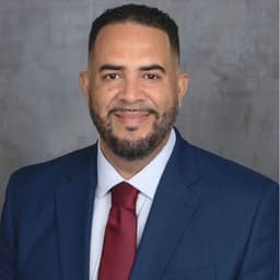 Isaias Perez — Fundador de Intelia